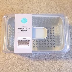 ☆ Martha Stewart ☆ NWT Fresh Food Keeper Bin